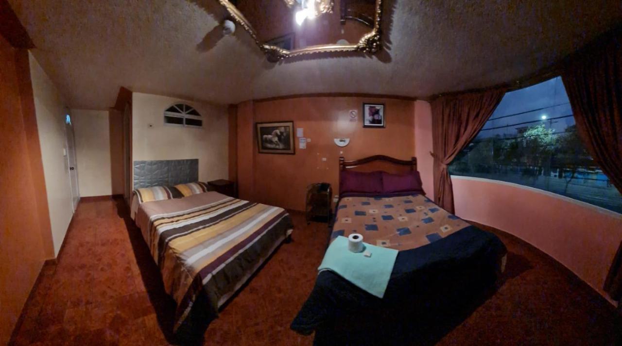 Hostal Miguel Angel Hotel Quito Værelse billede